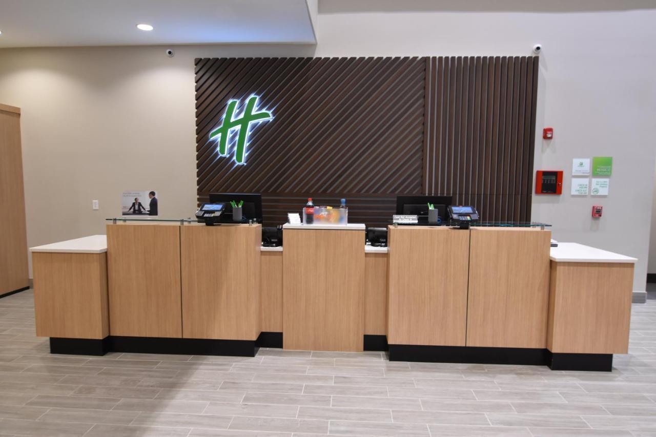 Holiday Inn - Kansas City - Northeast By Ihg Zewnętrze zdjęcie